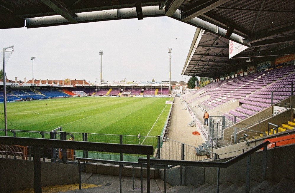 Das Stadion an der Bremer Brücke, die Heimat des Zweitligisten VFL Osnabrück.