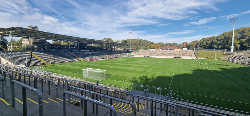 Das Stadion am Zoo ist Teil der „Deutschen Fußball Route NRW“.