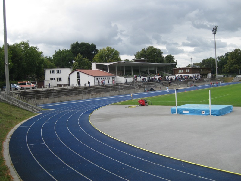 Das Stadion Lichterfelde wird demnächst als Heimspielstätte von Viktoria Berlin abgelöst. Heimspiele in der 3. Liga plant der Verein im Berliner Olympiastadion.